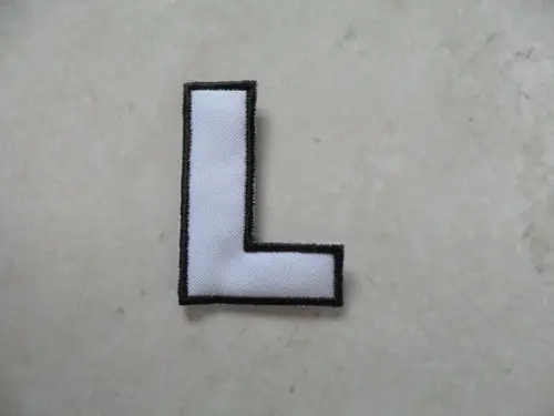 Patch Bordado Termocolante Letra l Contorno