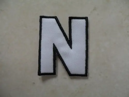 Patch Bordado Termocolante Letra N Contorno