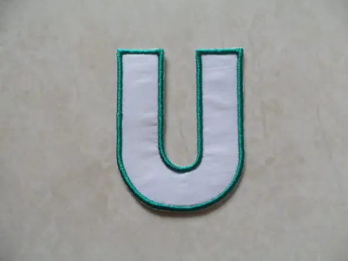 Patch Bordado Termocolante Letra U Contorno