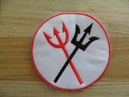 Patch Bordado Termocolante Logo Tridente I