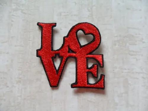 Patch Bordado Termocolante Love Ii