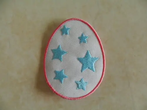 Patch Bordado Termocolante Ovo Páscoa Estrela