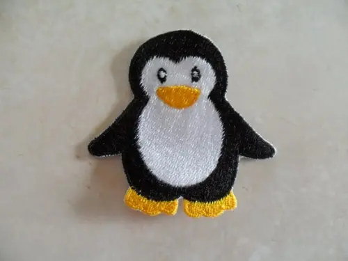 Patch Bordado Termocolante Pinguim Ii