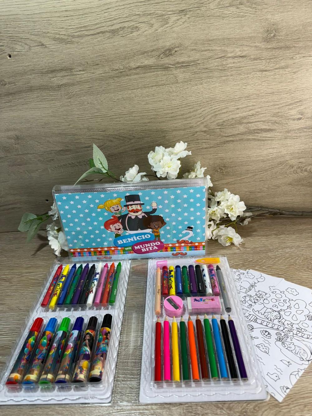 Estojo de Pintura Personalizado Luxo 50 Peças Mundo Bita