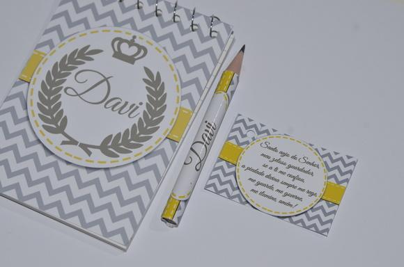 Bloquinho Personalizado com Lápis Coroa Principe
