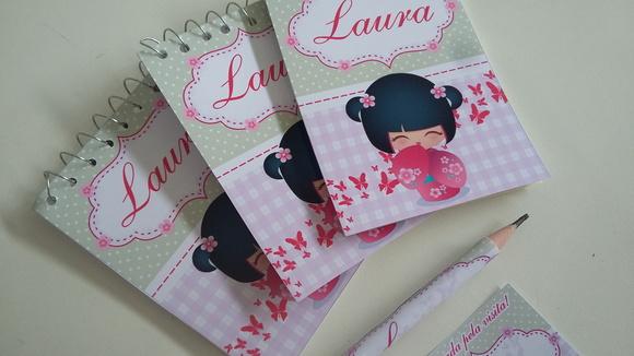 Bloquinho Personalizado com Lápis Kokeshi