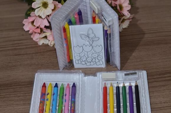 Estojo de Pintura 20 Peças Jardim de Borboletas