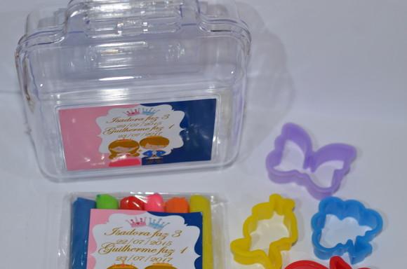 Kit Massinha com Moldes na Maleta Acrilica
