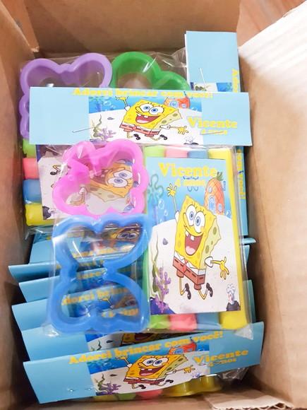 Kit Massinha e Moldes Bob Esponja
