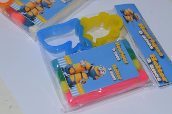 Kit Massinha e Moldes Minions