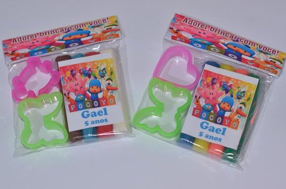 Kit Massinha e Moldes Pocoyo