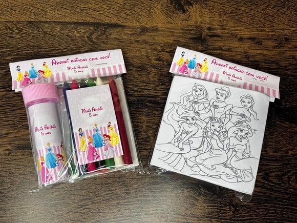 Kit Massinha, Giz de Cera e Bolha de Sabão as Princesas