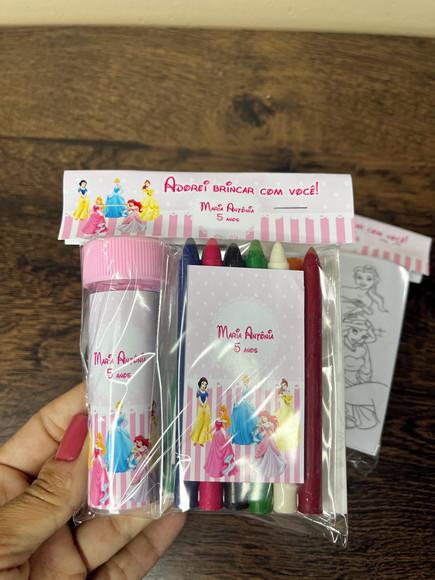 Kit Massinha, Giz de Cera e Bolha de Sabão as Princesas