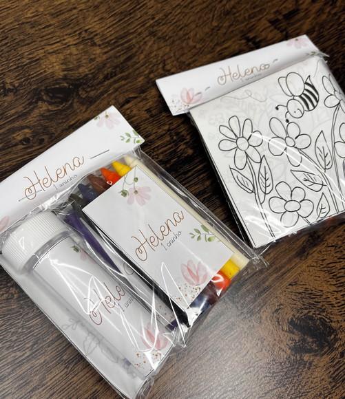 Kit Massinha, Giz de Cera e Bolha de Sabão Floral