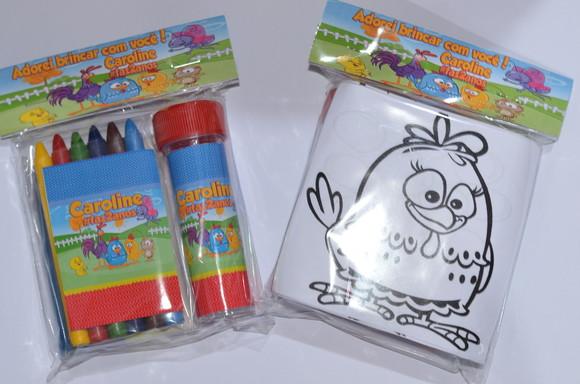 Kit Massinha, Giz de Cera e Bolha de Sabão Galinha Pintadinh