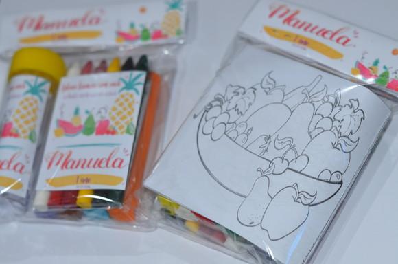 Kit Massinha, Giz de Cera e Bolinha de Sabão Frutas