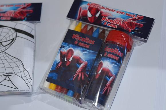 Kit Massinha, Giz de Cera e Bolinha de Sabão Homem Aranha