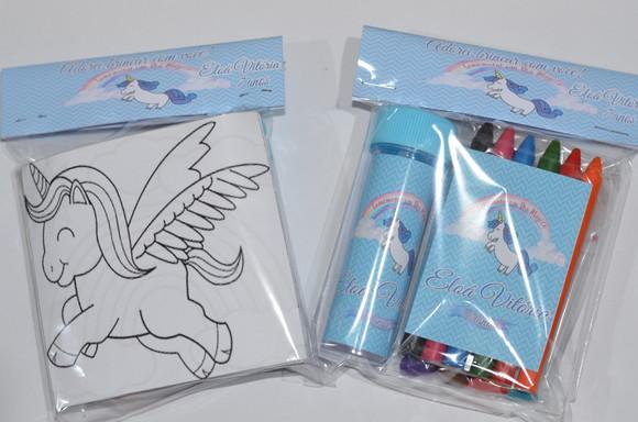 Kit Massinha, Giz de Cera e Bolinha de Sabão Unicórnio