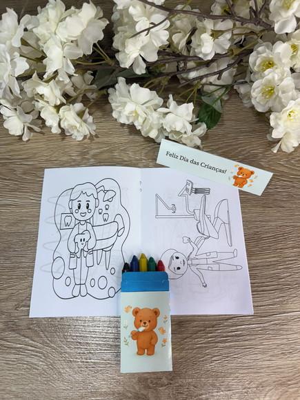 Mini Revista de Colorir Personaliz. com Giz Dia das Crianças