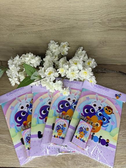 Revista de Colorir Personalizada com Lápis de Cor Bolofofos