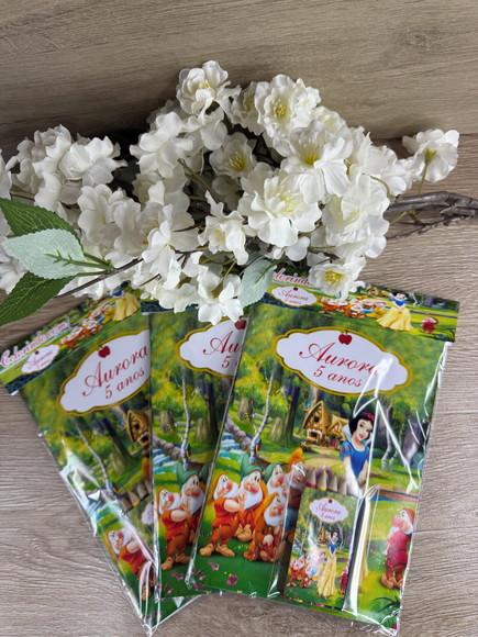 Revista de Colorir Personalizada com Lápis de Cor