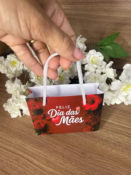 Batom Personalizado Dia das Mães com Mini Sacola