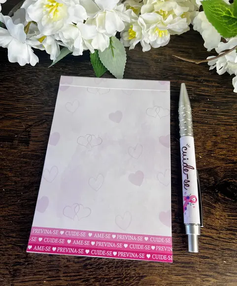 Bloquinho com Caneta Personalizado 14x10 Outubro Rosa