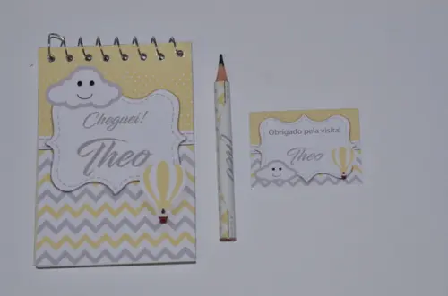 Bloquinho Personalizado com Lápis Balão e Nuvem Chevron