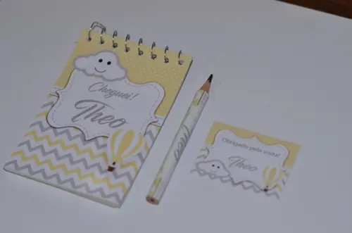 Bloquinho Personalizado com Lápis Balão e Nuvem Chevron