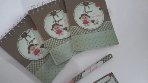 Bloquinho Personalizado com Lápis Boneca