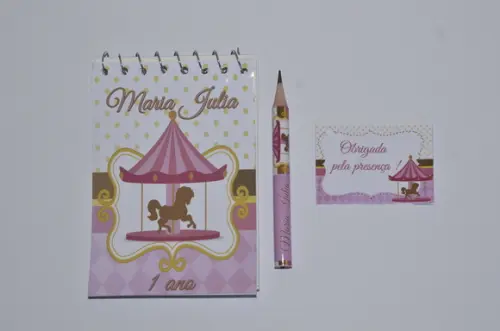 Bloquinho Personalizado com Lápis Carrossel Rosa