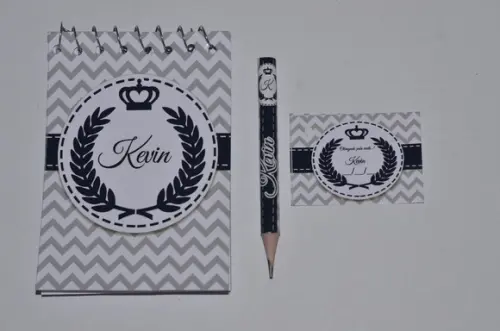 Bloquinho Personalizado com Lápis Coroa