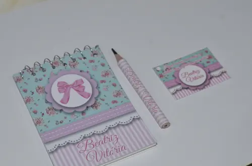 Bloquinho Personalizado com Lápis Floral com Laço