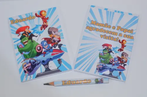 Bloquinho Personalizado com Lápis Heróis da Marvel