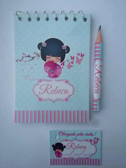 Bloquinho Personalizado com Lápis Kokeshi