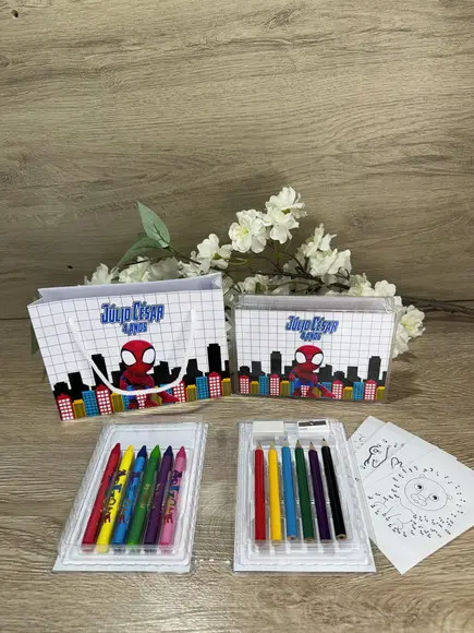 Estojo de Pintura 20 Peças + Sacola Personaliz. Homem Aranha