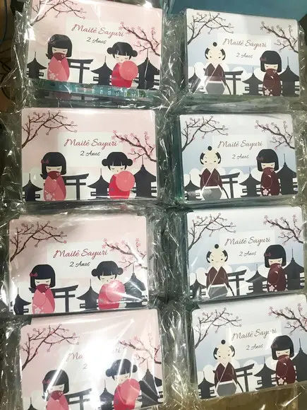 Estojo de Pintura 20 Peças Boneca Kokeshi