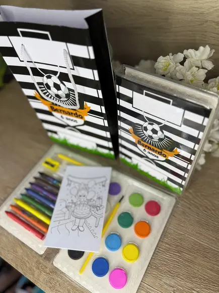 Estojo de Pintura 30 Peças + Sacola Personalizada Futebol