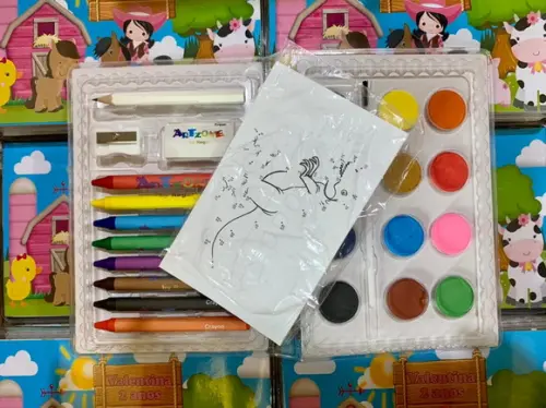Estojo de Pintura 30 Peças Fazendinha Rosa