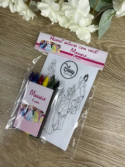 Kit de Colorir com Giz de Cera Personalizado Princesas