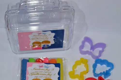 Kit Massinha com Moldes na Maleta Acrilica