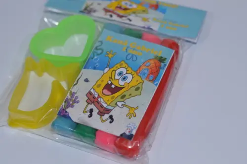 Kit Massinha e Moldes Bob Esponja