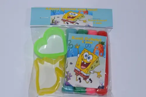 Kit Massinha e Moldes Bob Esponja