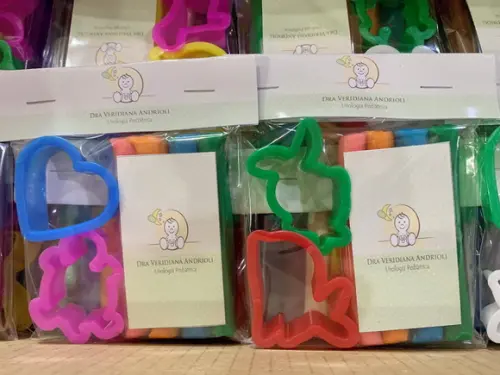 Kit Massinha e Moldes Brinde Pediatria Atacado