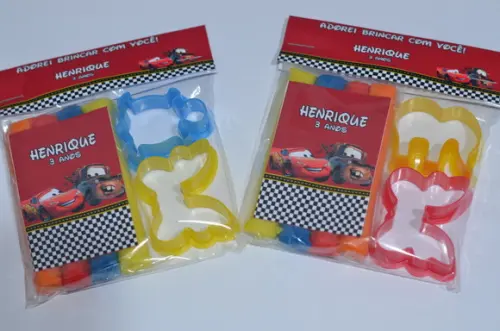 Kit Massinha e Moldes Carros Disney