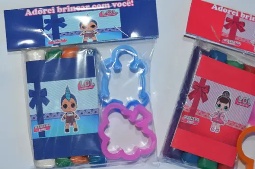 Kit Massinha e Moldes LOL