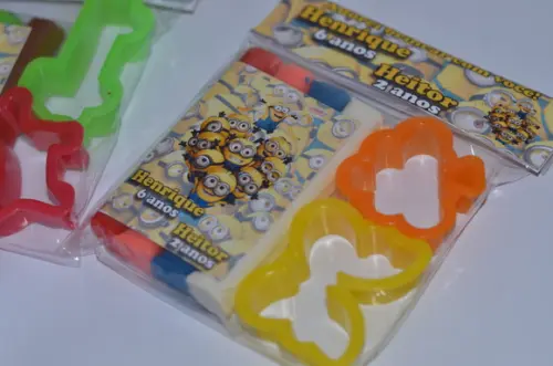 Kit Massinha e Moldes Minions