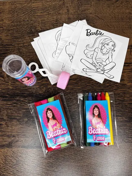 Kit Massinha, Giz de Cera e Bolha de Sabão Barbie