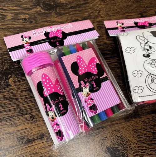 Kit Massinha, Giz de Cera e Bolha de Sabão Minnie Rosa
