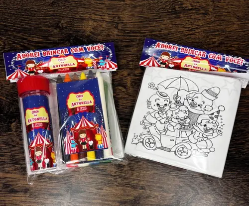 Kit Massinha, Giz de Cera e Bolinha de Sabão Circo